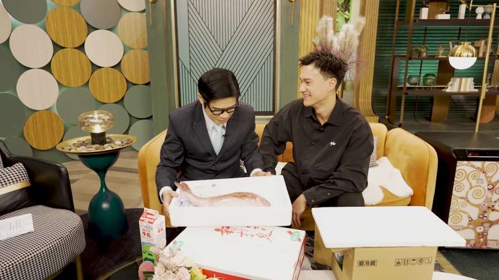 今次是朱仔自2015年後與大王再度合體。