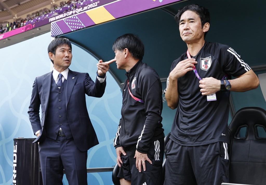 森保一(左)準備2026世界盃領日本衝擊8強。REUTERS