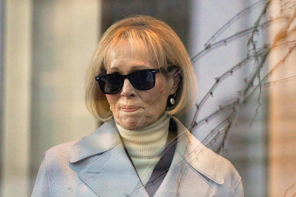 女作家卡羅爾（E. Jean Carroll）在指控美國總統特朗普多年前性侵的民事訴訟中取得重大勝利。美聯社