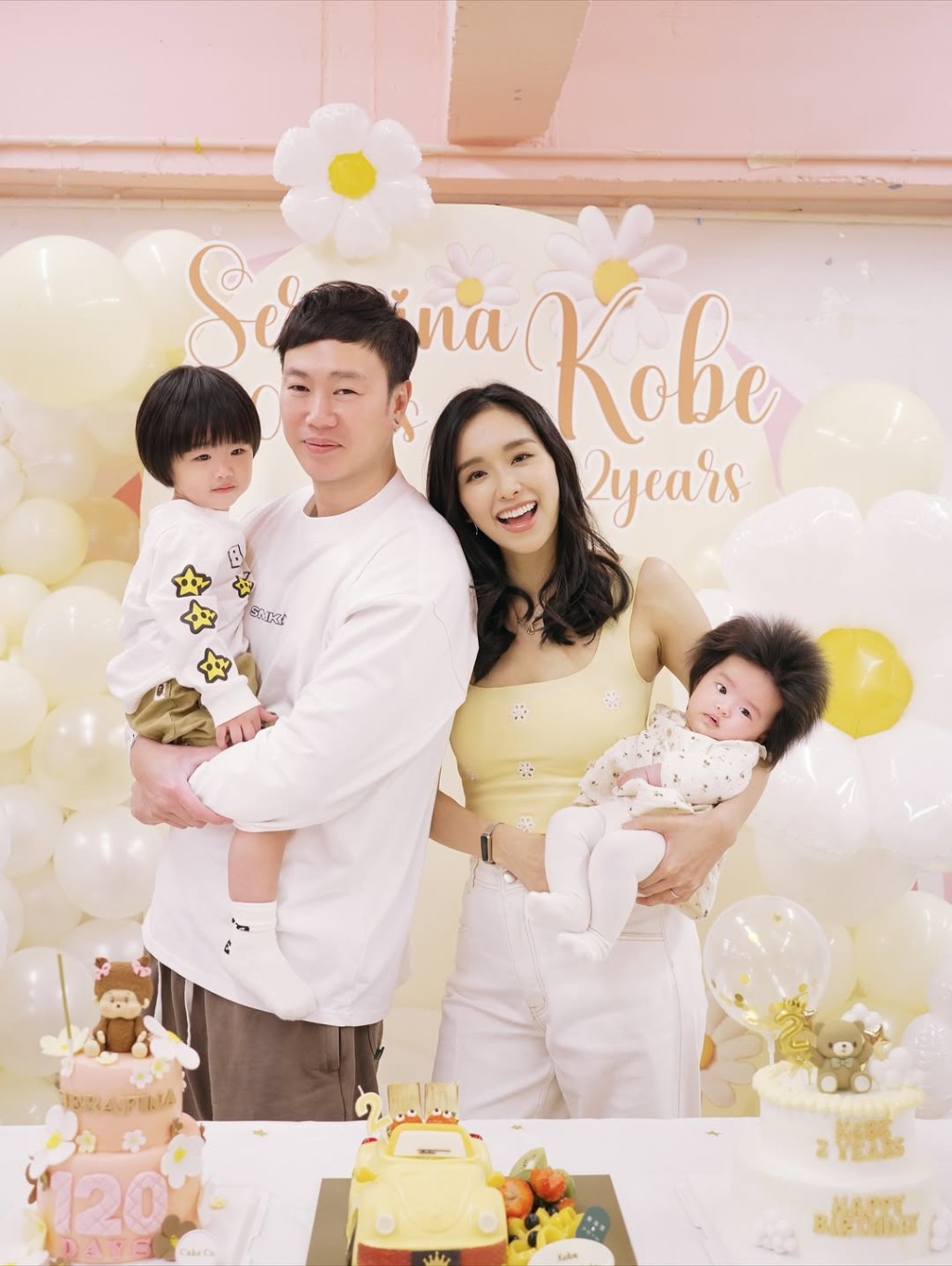 曾淑雅與圈外男友結婚後,誕下一子一女。 曾淑雅與圈外男友結婚後,誕下一子一女。
