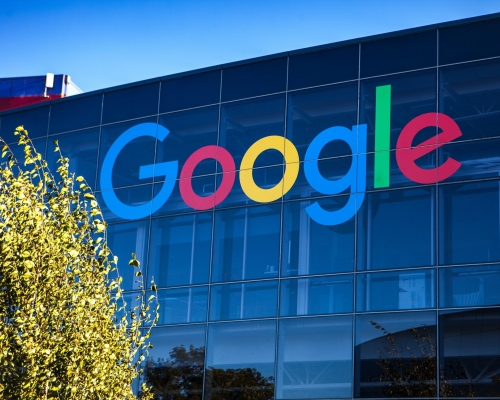 Google早前被法國罰款5億歐羅,其後才答應向法媒支付新聞使用費。資料圖片