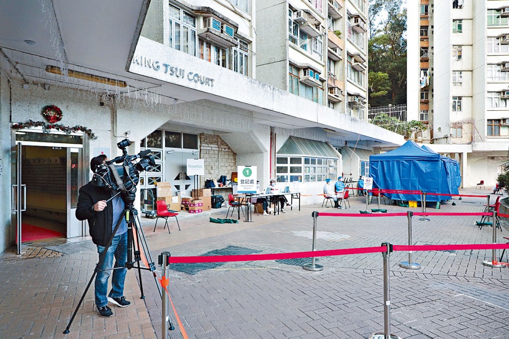 與房屋署協調翻新工程不果，圓玄學院放棄在景翠苑開辦幼稚園，校舍空置至今。