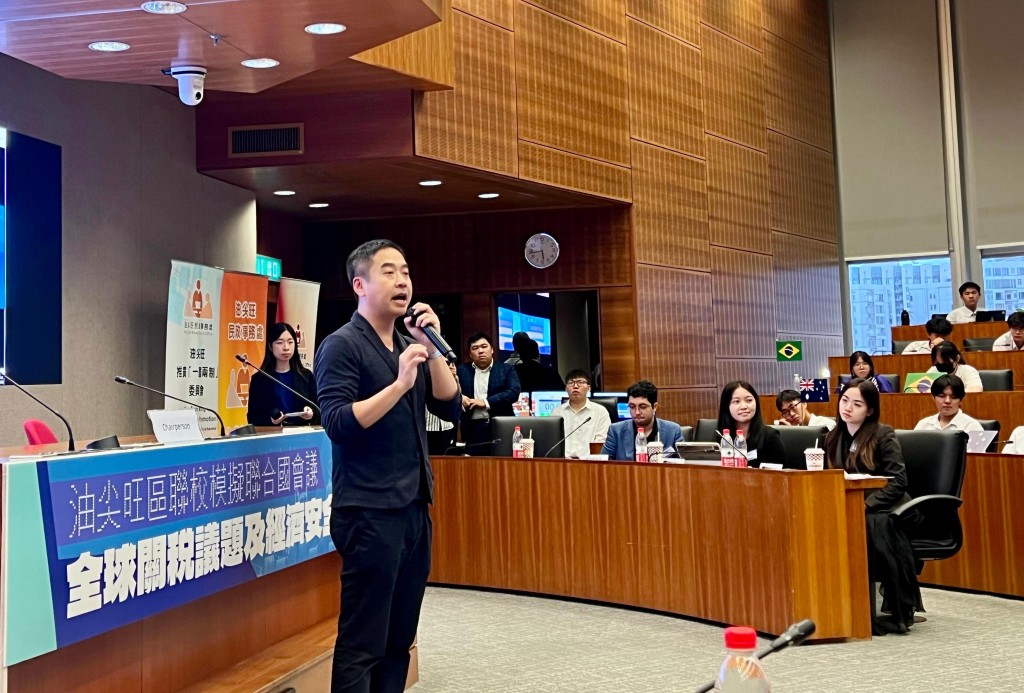 油尖旺民政事務專員余健強。