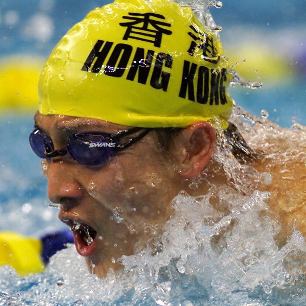 方力申指自己對推廣香港游泳發展對外對內都有貢獻。方力申fb