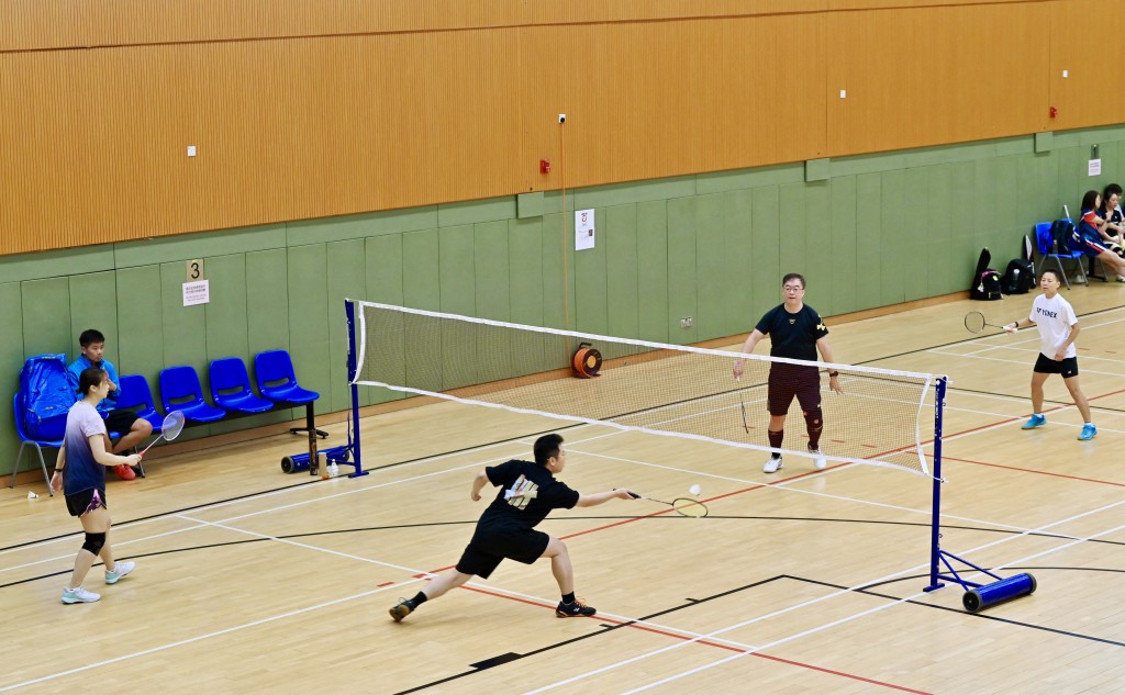 有指政府提供的優惠採取寬鬆安排，毋須出示「心意謝卡」。