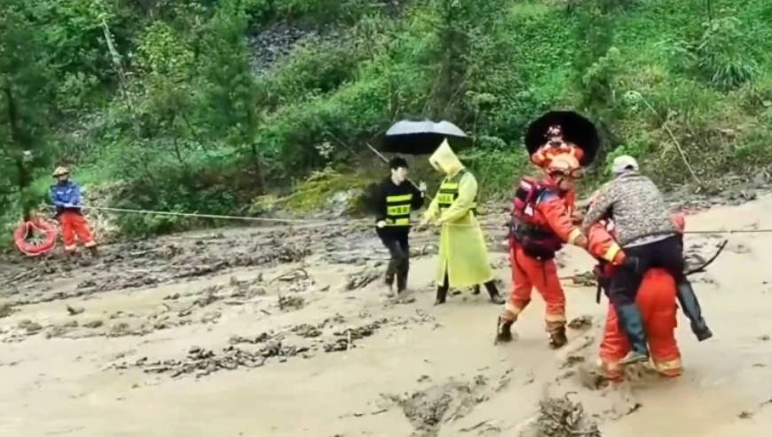 湖北恩施災情已致3人死亡、4人失聯。 新華社