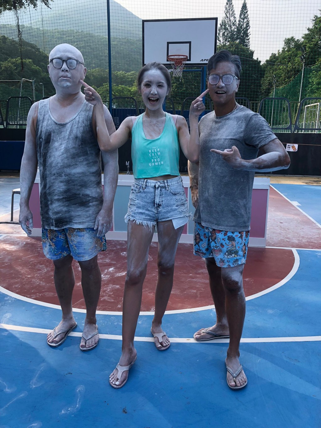 嘉賓主持陳庭欣都遭殃。