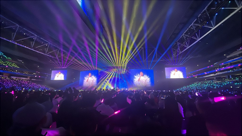 華語流行天后孫燕姿在啟德主場館舉行《就在日落以後》巡迴演唱會香港站。 華語流行天后孫燕姿在啟德主場館舉行《就在日落以後》巡迴演唱會香港站。