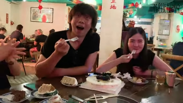 好多朋友得知Elva大肚後都好驚喜。