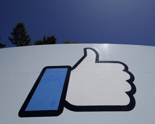 facebook被批評無法辨識到散播激進及極端思想內容。AP圖片