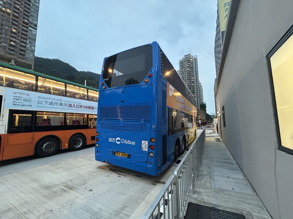 事發的101城巴。