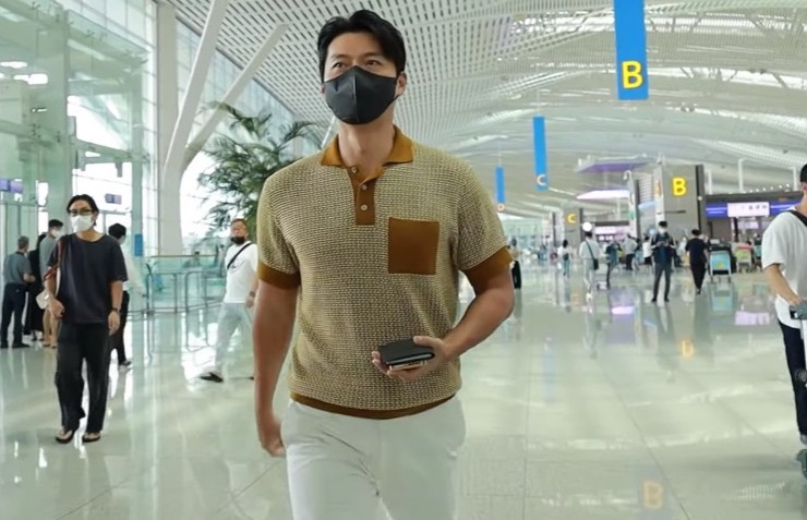 心情大靚,任影唔嬲。