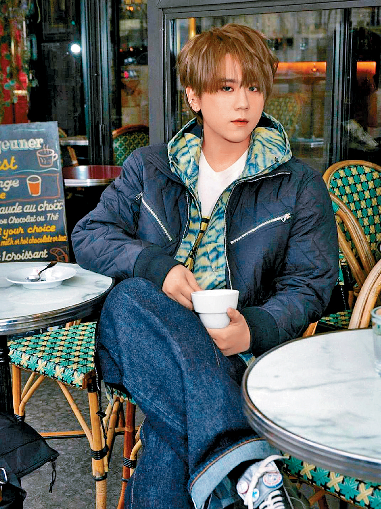 昨日姜濤並沒現身法院，由大律師黃雋文代表出庭認罪。