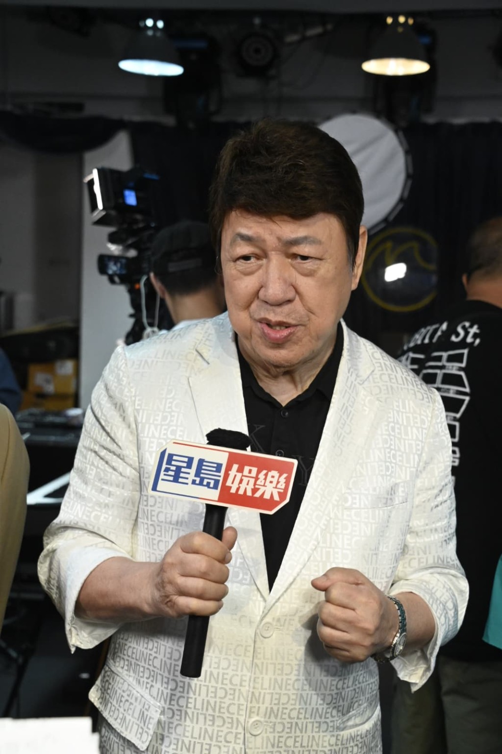 完成「通波仔」手術的十一哥精神奕奕。