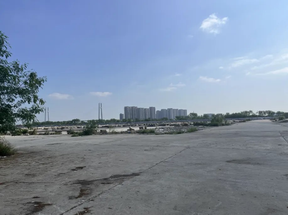 广东最大的南沙方舱医院,其旧址20日开始拍卖。南方都市报 广东最大的南沙方舱医院,其旧址20日开始拍卖。南方都市报