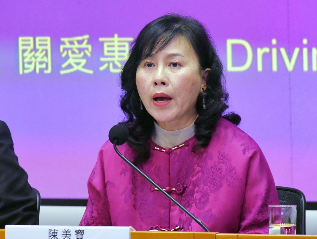 陳美寶表示，特區政府一直積極鼓勵和使用新能源汽車。