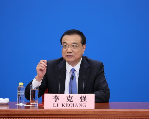 李克強要求進一步推進新冠病毒疫苗及相關藥物科研。資料圖片