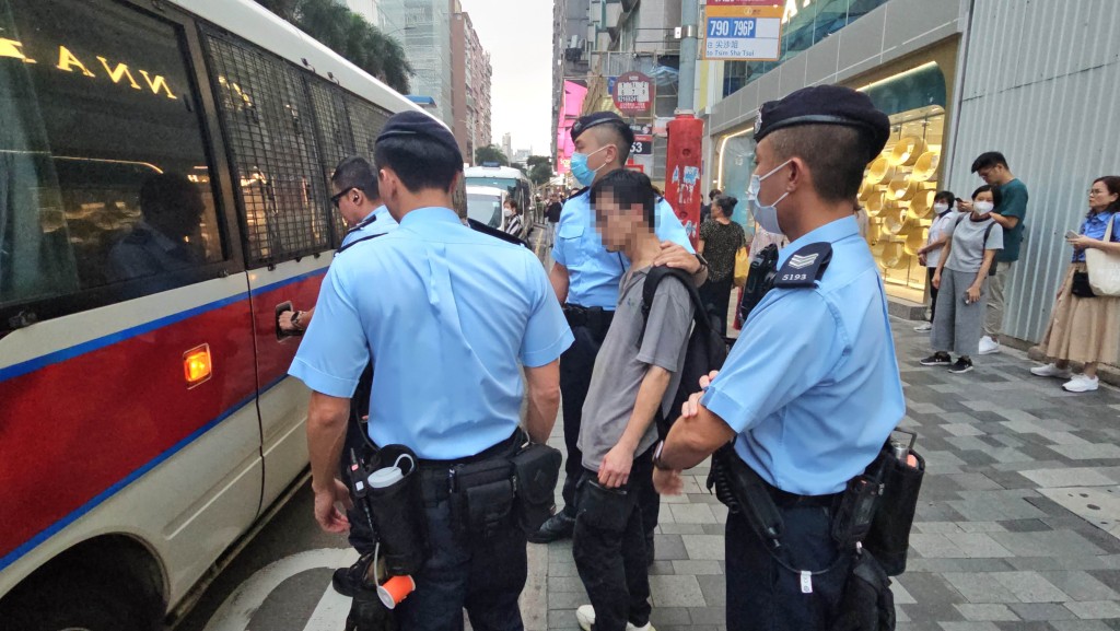 兩日行動至今拘捕92人。徐裕民攝