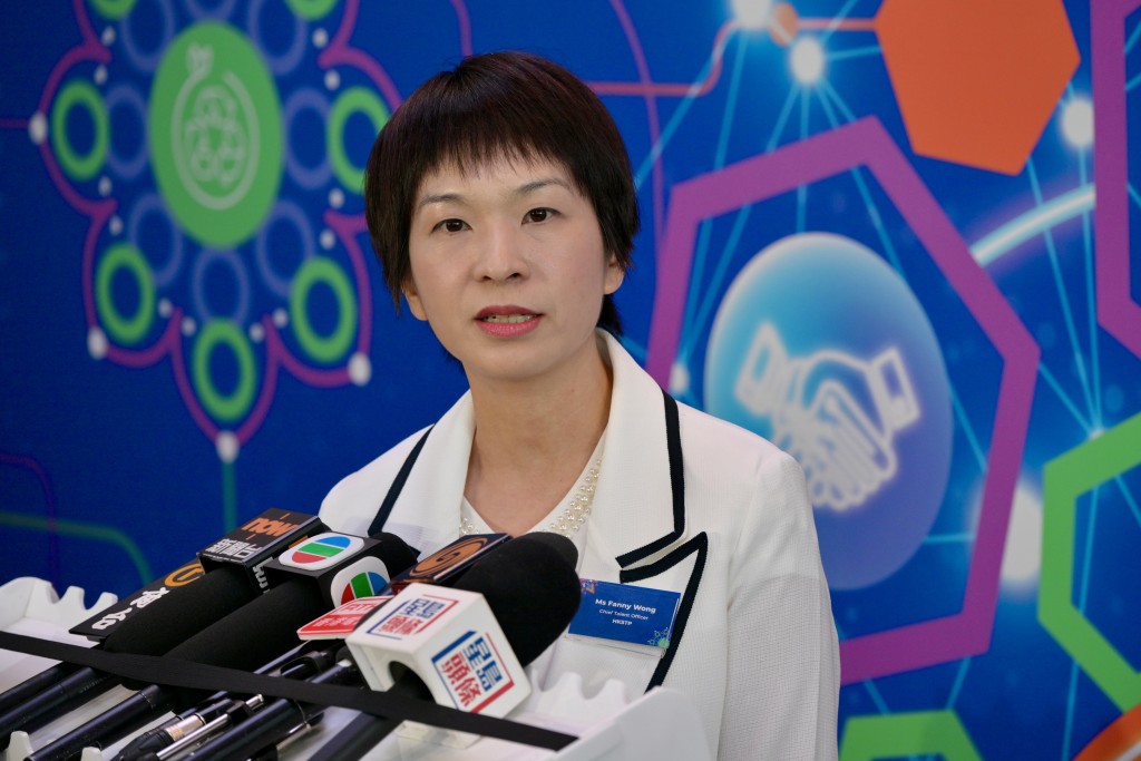 王秀麗今屆「全港大專生機械人大賽」雖沿用傳統賽事框架,但已注入AI應用元素。 王秀麗今屆「全港大專生機械人大賽」雖沿用傳統賽事框架,但已注入AI應用元素。