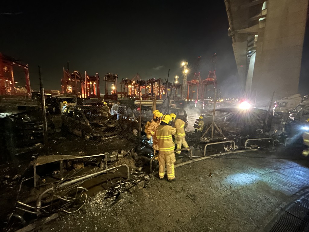 現場為青尚路一露天停車場。曾志恆攝