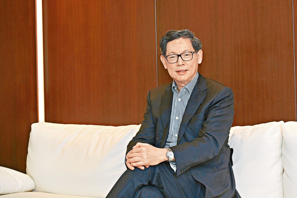 中國內外循環拉動經濟,陳德霖指「香港作為連接點,睇唔到有甚麼地方好得過香港」。