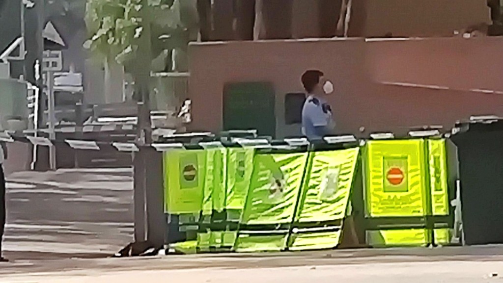 警員到場調查。FB皇后山乜都友