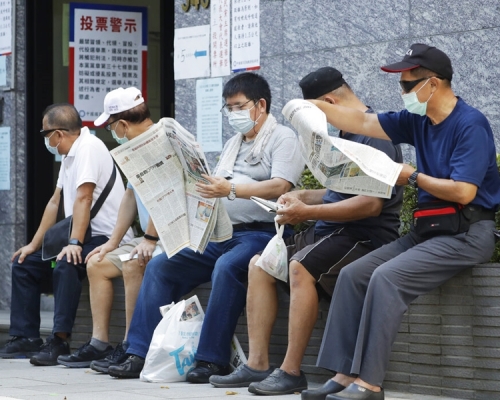 台灣新增5宗新冠肺炎確診個案，全屬輸入病例。AP圖片