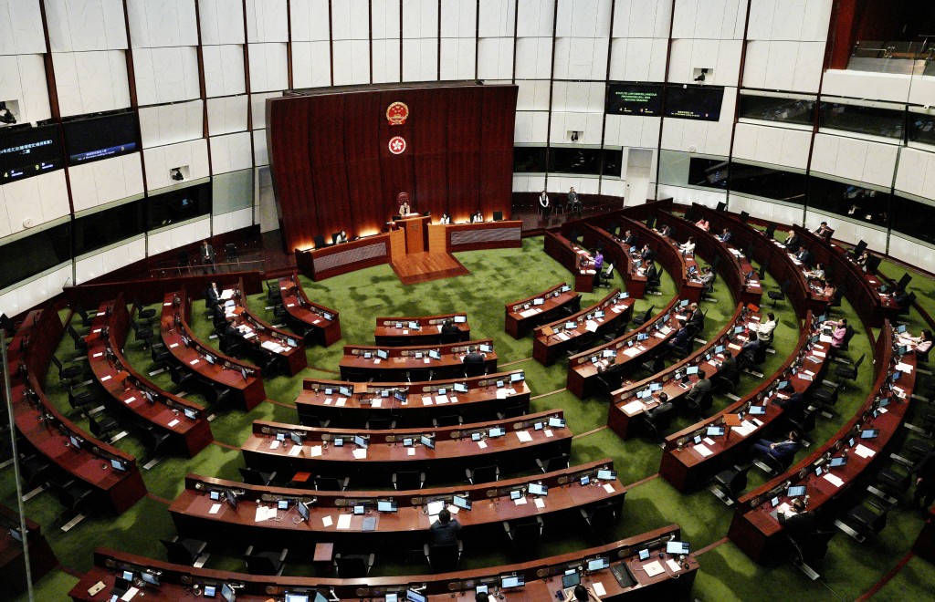 立法會昨日(11日)通過《強制舉報虐兒條例草案》。資料圖片