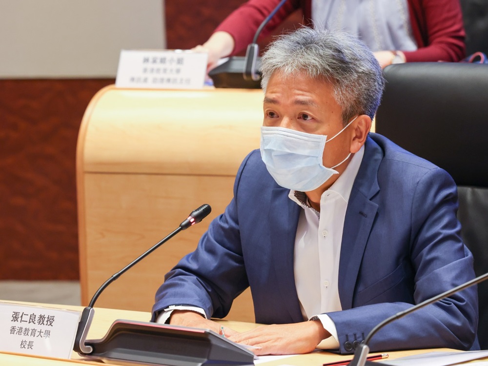 張仁良預料疫情過後,面授與網上並行的教學模式將成為「新常態」。