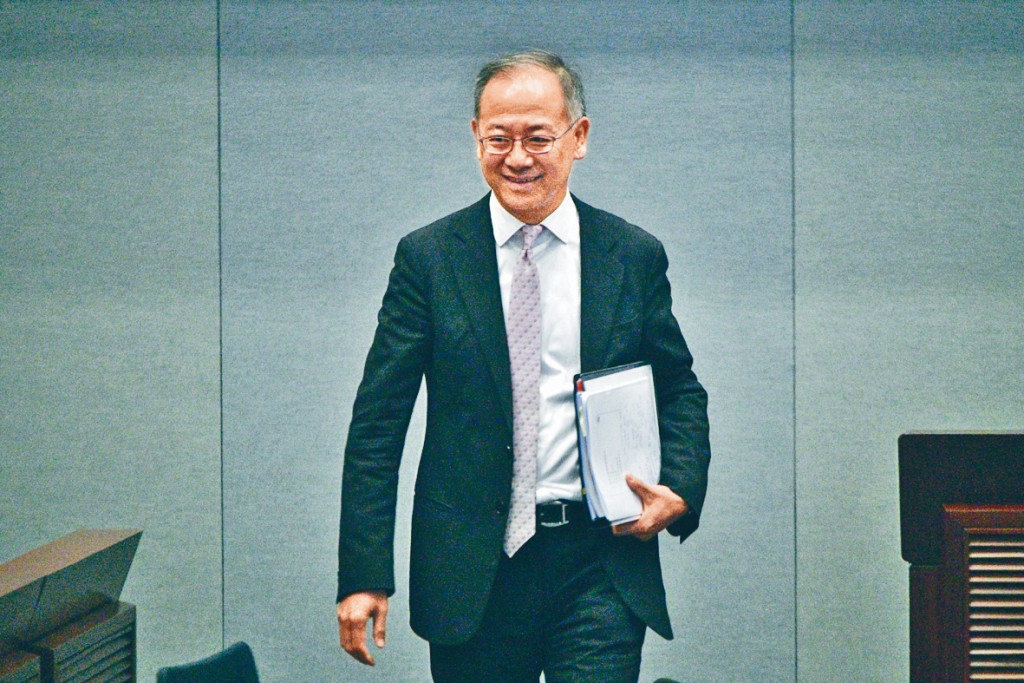 余伟文表示，外汇基金第4季至明年上半年仍存很多不确定性。