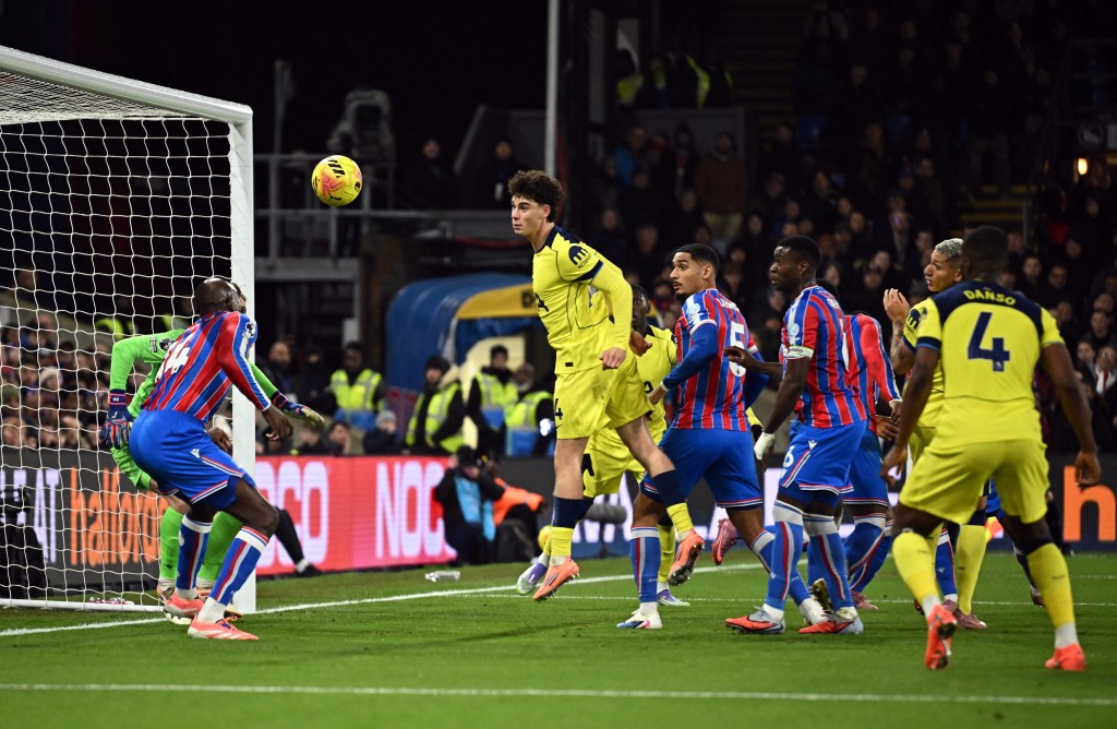 艾治格雷為熱刺一箭定江山。路透社