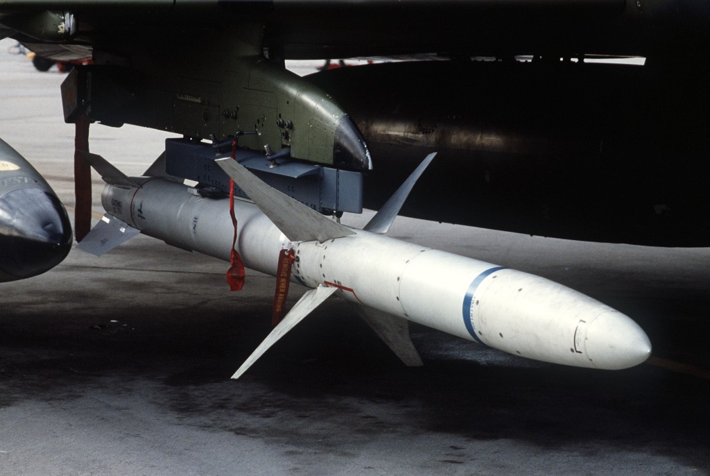 高速反輻射飛彈（AGM-88B High-Speed Anti-Radiation Missiles, HARM）