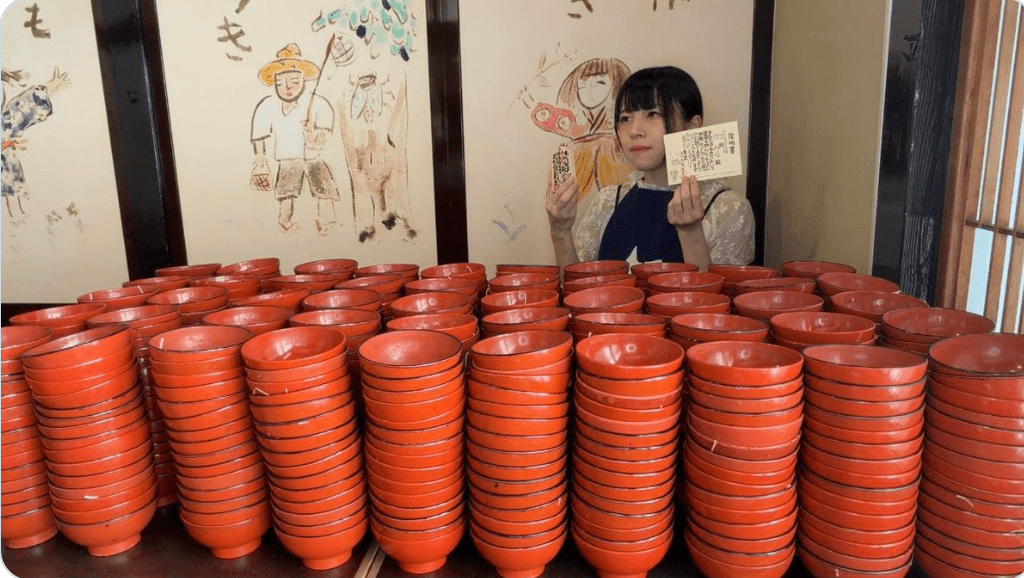 多部田睡睡周三（12日）在社交平台X上载照片，兴奋宣布：“在创业119年的岩手县盛冈市东家站前店挑战碗子荞麦面，结果是755碗！刷新了历来最高纪录！”