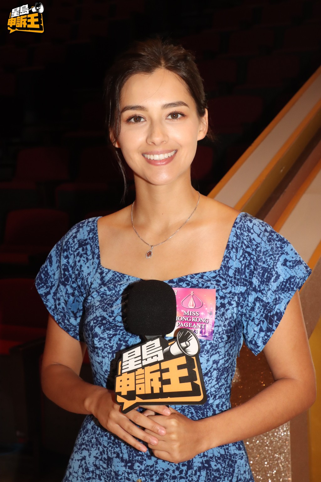 香港小姐冠軍謝嘉怡認為，考生們不要太介意成績高低。