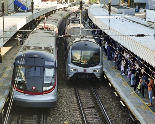 港鐵東鐵線來往旺角東至紅磡站的列車服務將在明天(30日)暫停。資料圖片
