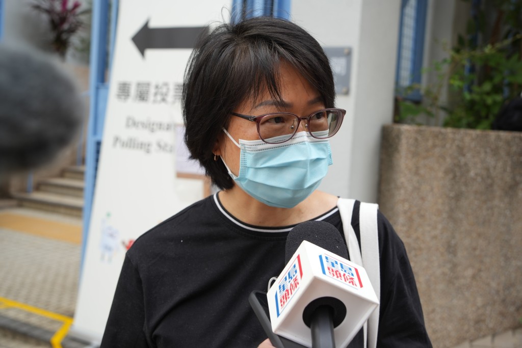 黃女士期望新一屆立法會盡快跟進宏福苑火災善後安排。 黃女士期望新一屆立法會盡快跟進宏福苑火災善後安排。