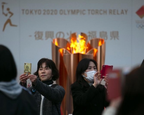 受疫情影響東京奧運聖火在福島縣的傳送活動需要大規模縮減,目前作為復興之火,在東日本大地震遭災最為嚴重的3個縣進行巡迴展示。AP