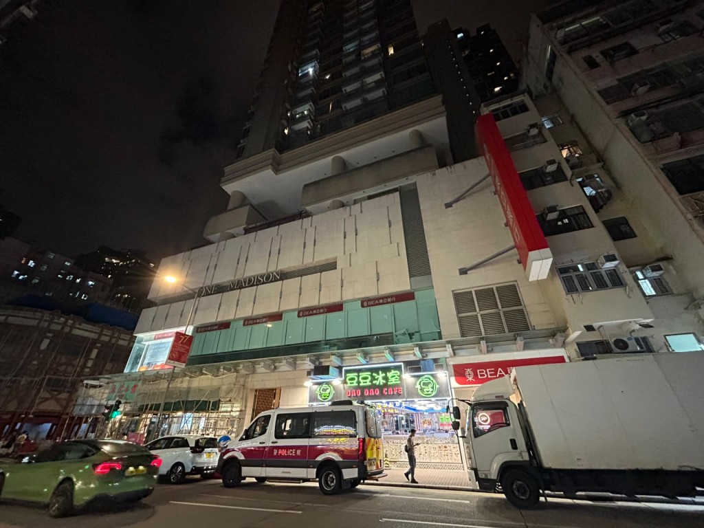 警方正调查老翁的死因。曾志恒摄 警方正调查老翁的死因。曾志恒摄