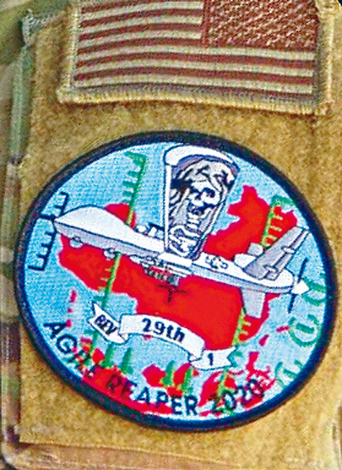 參加演習的美軍無人機部隊，臂章有中國地圖。　