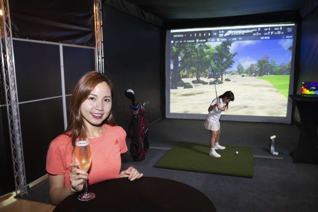 愛爾蘭酒吧Delaney’s店內設室内高爾夫模擬體驗館。 愛爾蘭酒吧Delaney’s店內設室内高爾夫模擬體驗館。