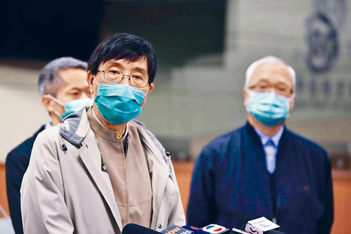 研究獲袁國勇支持,在瑪麗醫院採取病毒樣本測試。