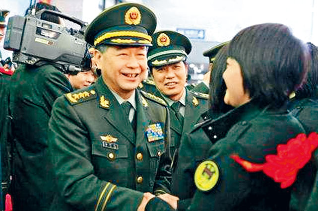 軍方再打虎,前武警政委許耀元上將落馬。