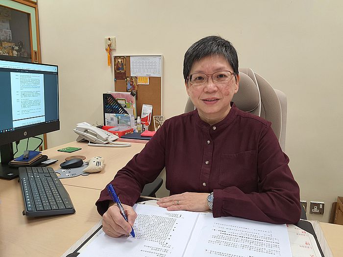 津貼小學議會主席兼九龍灣聖若翰天主教小學校長胡艷芬表示，今年只有深水埗區的第四十校網獲「加派」。