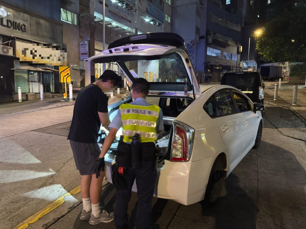 警方新界南展開代號「馳箭」的反罪惡行動。警方圖片 警方新界南展開代號「馳箭」的反罪惡行動。警方圖片