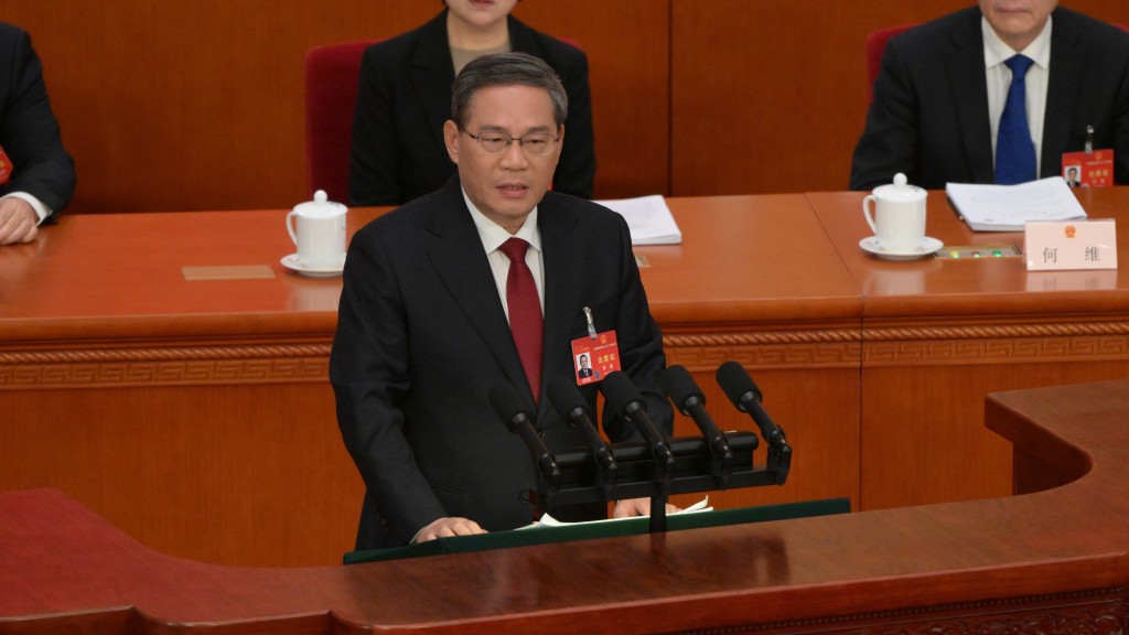 国务院总理李强发表任内第一份政府工作报告。苏正谦摄
