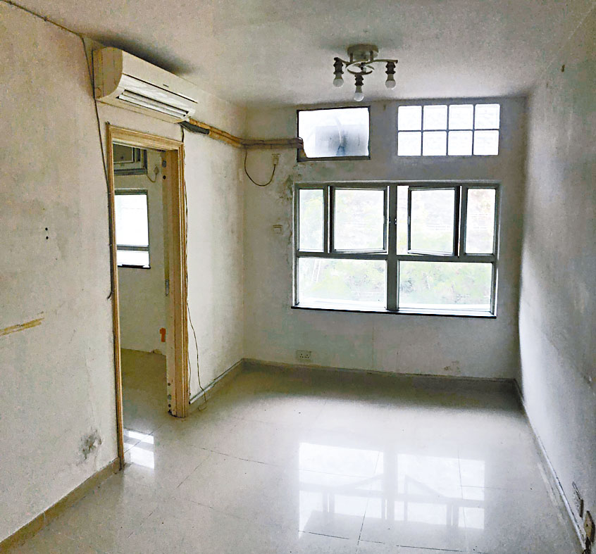 小西湾晓翠苑银主盘拍卖，开价335万，低市价25%。