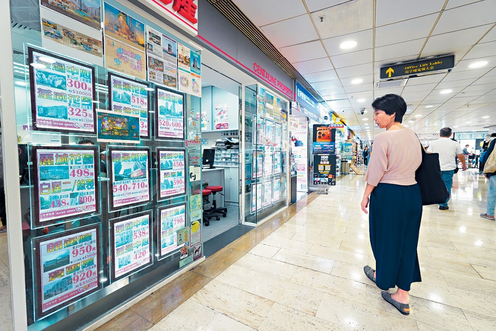 現時業主申請按揭時，銀行通常會要求業主購買火險以保障單位結構安全。