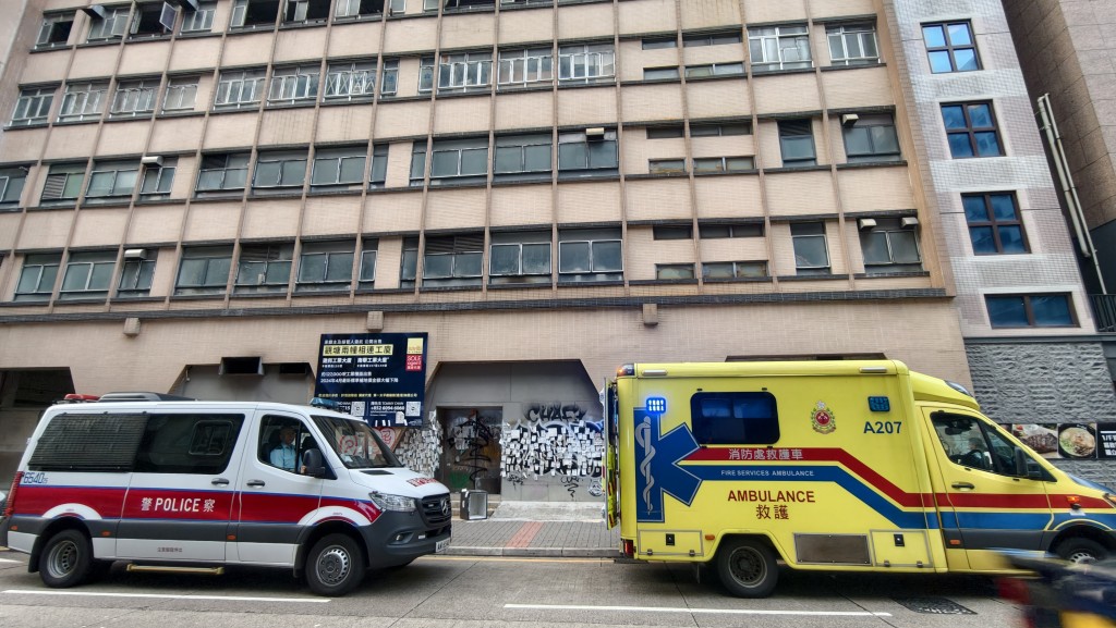 現場為觀塘偉業街建邦工業大廈。黃文威攝 現場為觀塘偉業街建邦工業大廈。黃文威攝