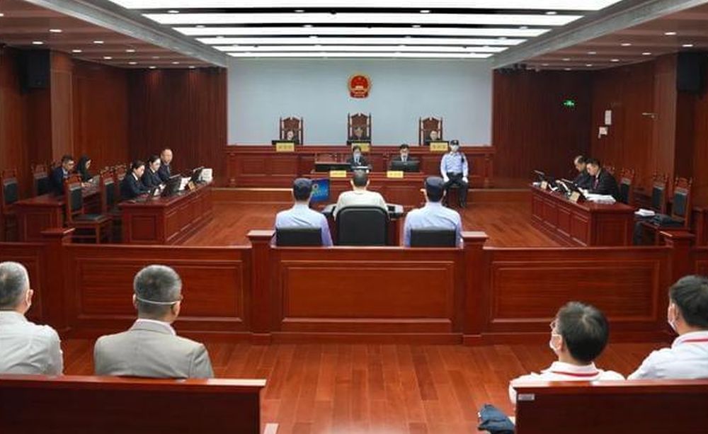 2023年5月23日上午，上海市第二中级人民法院一审公开开庭审理了被告人姜文华故意杀人案。
