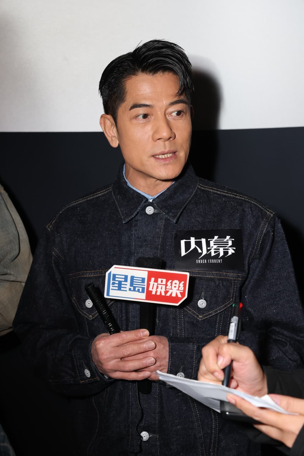 城城上月生日,加上囡囡出世兼拉頭馬,三喜臨門。 城城上月生日,加上囡囡出世兼拉頭馬,三喜臨門。